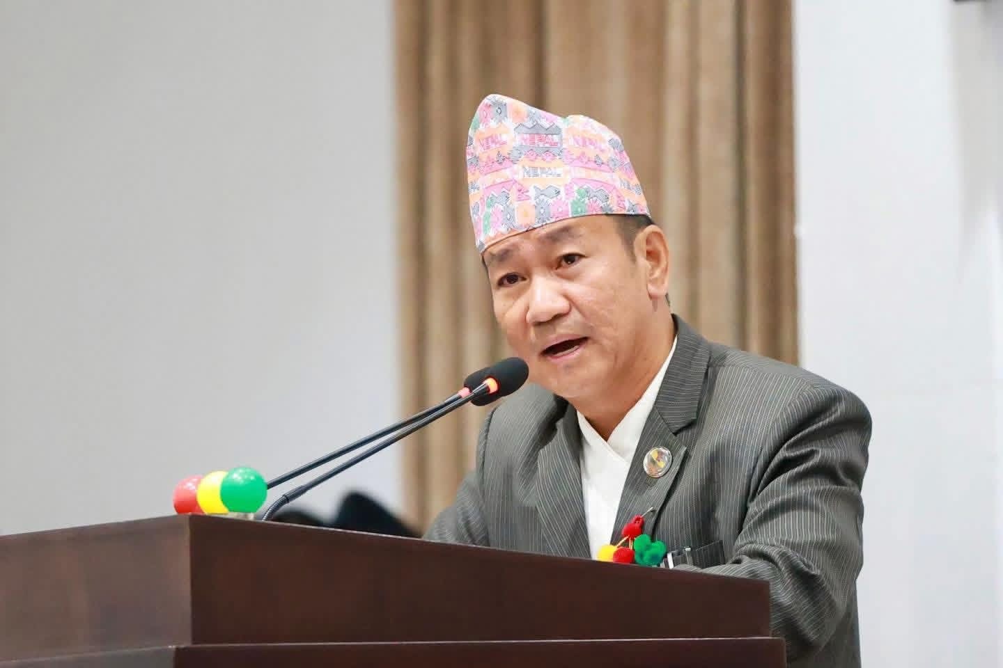 विकासमा विभेद गरेको साम्पाङको आरोप, केवलकार परियोजनामा सरकारमाथि प्रश्न