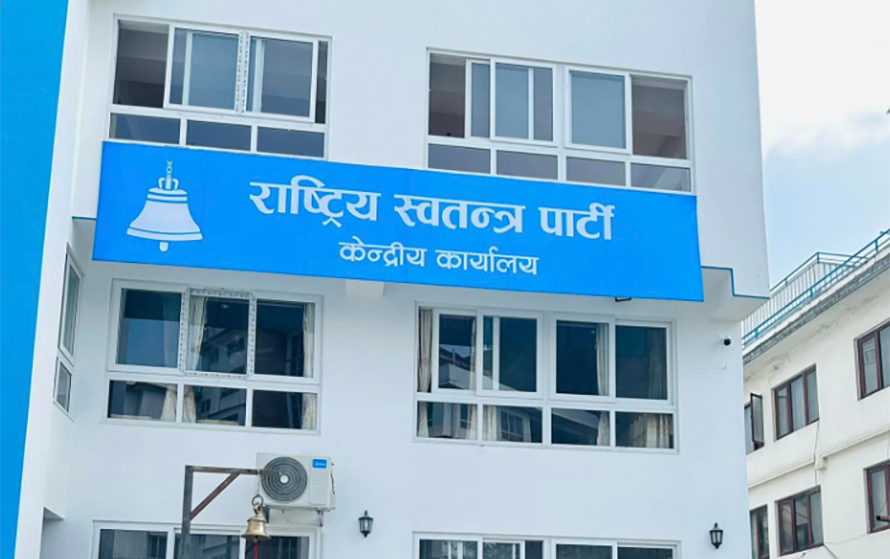      प्रतिनिधिका अन्तिम नामावली तयारी हुँदै   